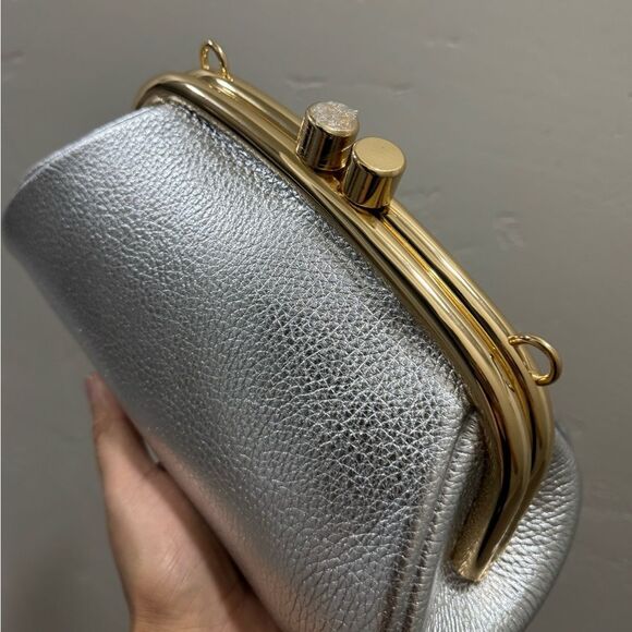 Silver Togo Cowhide Leather Handmade Kisslock Wristlet, Shoulder Bag, Crossbody - Picture 12 of 16